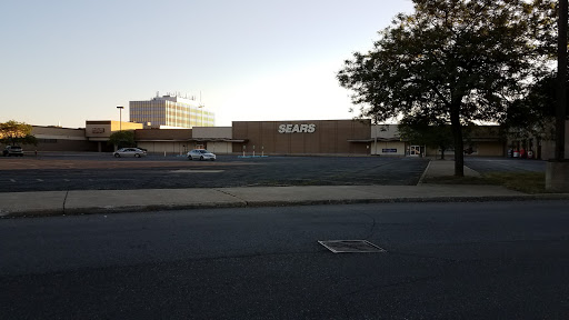 Shopping Mall «Marquette Mall and Office Tower», reviews and photos, 450 St John Rd #202, Michigan City, IN 46360, USA