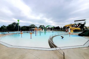 Lincoln Swimming Pool image