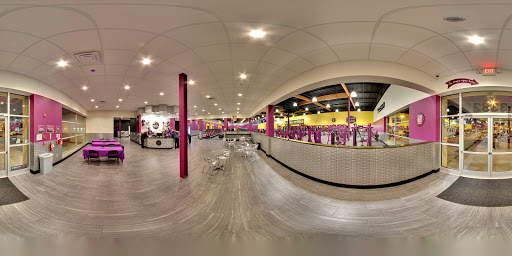 Gym «Planet Fitness», reviews and photos, 3382 W Shaw Ave, Fresno, CA 93711, USA