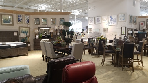 Furniture Store «Furniture Warehouse - Bradenton», reviews and photos, 1100 Cortez Rd W, Bradenton, FL 34207, USA