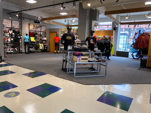 Bicycle Store «Bike Gallery - Downtown», reviews and photos, 1001 SW 10th Ave, Portland, OR 97205, USA