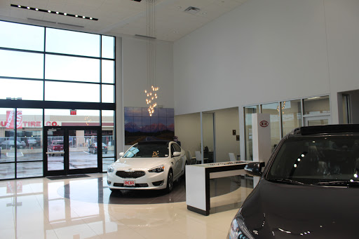 Car Dealer «Ancira Kia», reviews and photos, 6139 Bandera Rd, San Antonio, TX 78238, USA