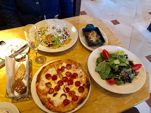 Restaurant «The Cheesecake Factory», reviews and photos, 11800 Lake Victoria Gardens Ave, Palm Beach Gardens, FL 33410, USA