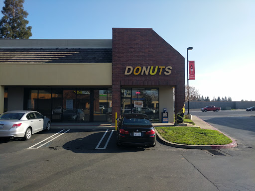 Donut Shop «Foothills Donuts», reviews and photos, 4014 Foothills Blvd, Roseville, CA 95747, USA