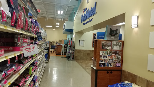Pet Supply Store «PetSmart», reviews and photos, 265 Chelmsford St, Chelmsford, MA 01824, USA