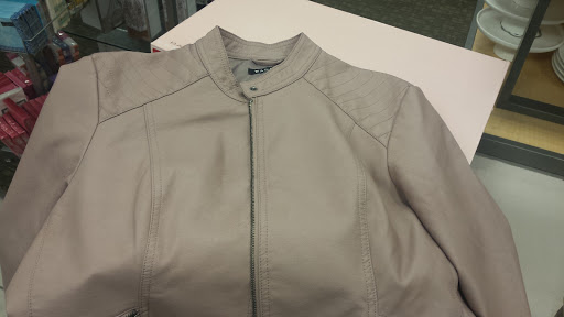 Department Store «Stein Mart», reviews and photos, 24955 Pico Canyon Rd, Stevenson Ranch, CA 91381, USA