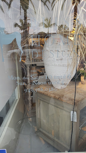 Home Goods Store «Bliss Home and Design», reviews and photos, 3321 East Coast Hwy, Corona Del Mar, CA 92625, USA