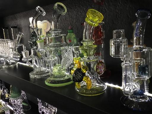 Vaporizer Store «The Cloud Co. Smoke And Vape Shop», reviews and photos, 14415 Blanco Rd #100, San Antonio, TX 78216, USA