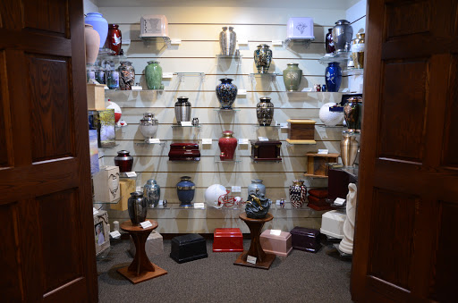 Funeral Home «Stokes Prock & Mundt Funeral Chapel & Crematory», reviews and photos, 535 S Hillcrest Pkwy, Altoona, WI 54720, USA