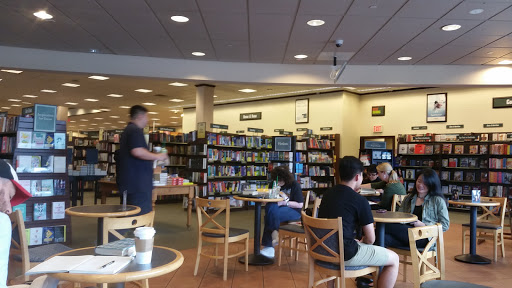 Book Store «Barnes & Noble Booksellers East Brunswick», reviews and photos, 753 New Brunswick Ave, East Brunswick, NJ 08816, USA