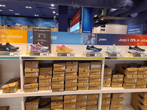 Magasin d'articles de sports ASICS Cabriès