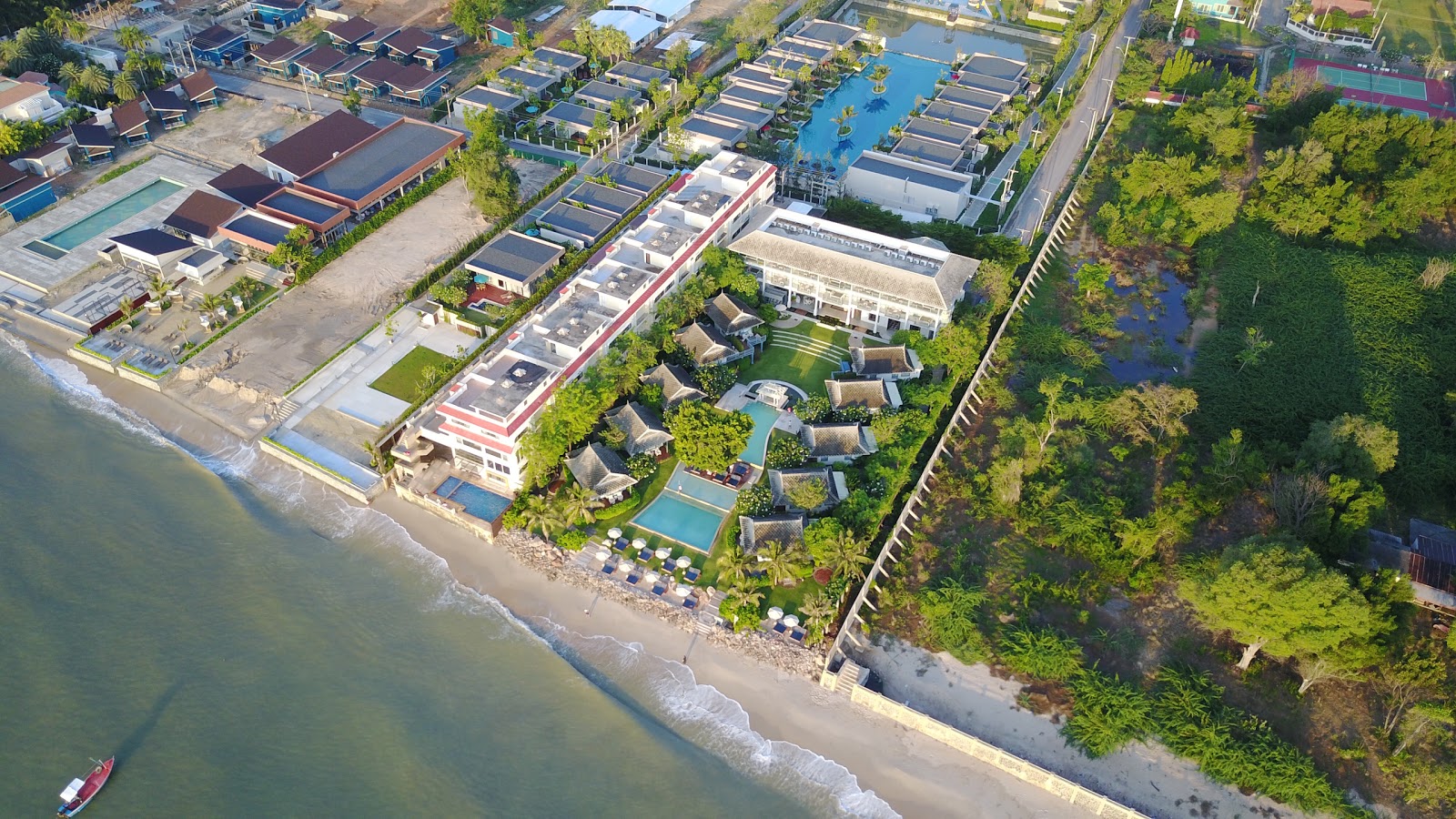 Hua Hin Dusit Beach photo #8