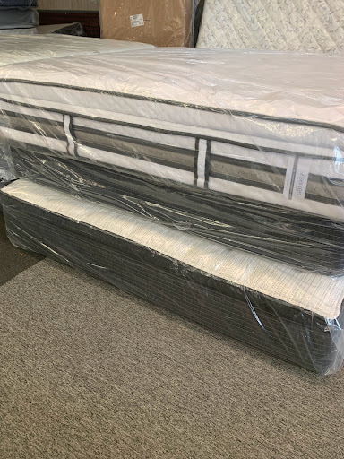 Furniture Store «Justin Emmetts Furniture», reviews and photos, 4129 Flintlock Dr, Louisville, KY 40216, USA