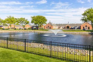 Fairfield Townhomes At Islip image