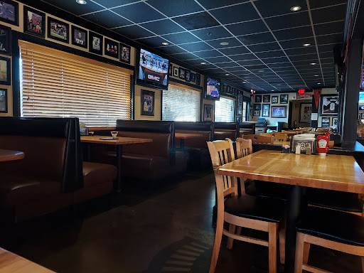 Sports bar Simi Valley