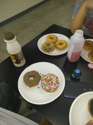 Donut Shop «The Donut Experiment Clearwater Beach», reviews and photos, 674 S Gulfview Blvd, Clearwater Beach, FL 33767, USA