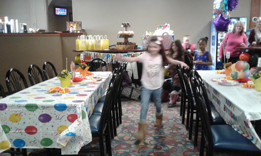 Bowling Alley «City Limits East», reviews and photos, 2120 E Saginaw Hwy, East Lansing, MI 48823, USA