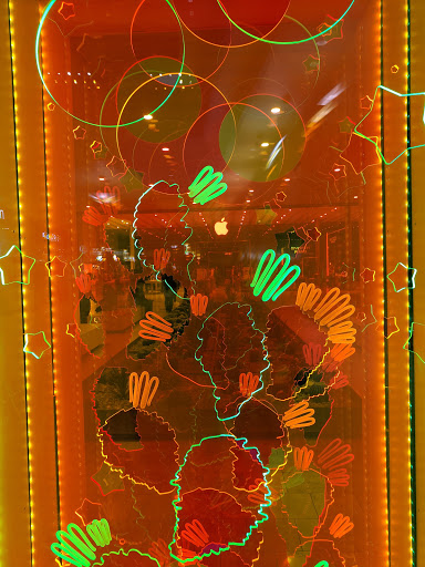 Computer Store «Apple Biltmore», reviews and photos, 2502 E Camelback Rd, Phoenix, AZ 85016, USA