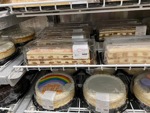 Warehouse store «Costco Wholesale», reviews and photos, 10088 Gulf Center Dr, Fort Myers, FL 33913, USA