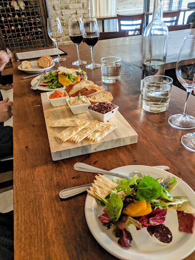 Wine Store «Division Wines», reviews and photos, 3564 SE Division St, Portland, OR 97202, USA