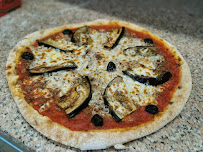 Photos du propriétaire du Pizzeria Pizza De Crussol-Pizzas artisanales à emporter à Saint-Péray - n°2