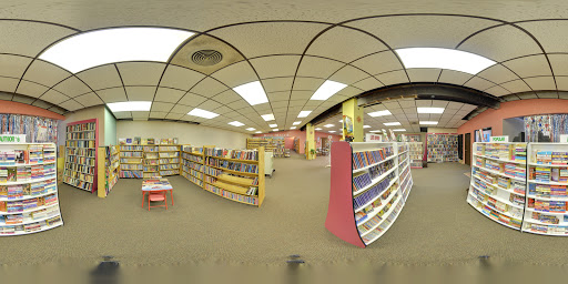 Book Store «Book Trader Tan America», reviews and photos, 217 N 2nd Ave W, Newton, IA 50208, USA