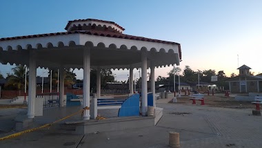 Plaza De Arahuante