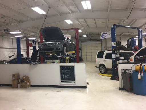 Auto Repair Shop «Eurofix of Murfreesboro», reviews and photos, 1950 NW Broad St, Murfreesboro, TN 37129, USA