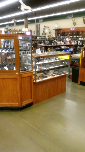 Fishing Store «Green Top Sporting Goods, Corporation.», reviews and photos, 10150 Lakeridge Pkwy, Ashland, VA 23005, USA