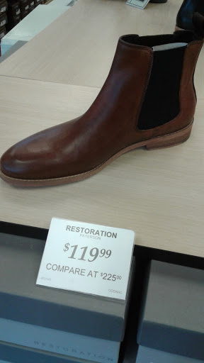 Shoe Store «Off Broadway Shoe Warehouse», reviews and photos, 2408 South Blvd, Charlotte, NC 28203, USA