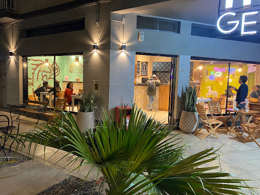 Heladeria TREVI - Aristobulo esq. Lavaisse - Ice cream shop en Santa Fe