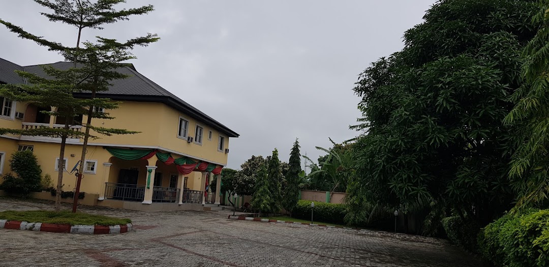 Green Palm Hotel