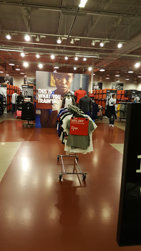Clothing Store «Nike Factory Store», reviews and photos, 5704 McWhinney Blvd, Loveland, CO 80538, USA