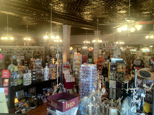 Book Store «New Life Christian Bookstore», reviews and photos, 100 S 5th St, Murray, KY 42071, USA
