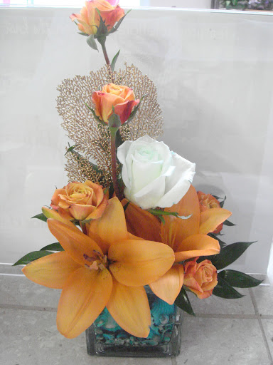 Florist «Flower Market Florist», reviews and photos, 1919 Drew St, Clearwater, FL 33765, USA