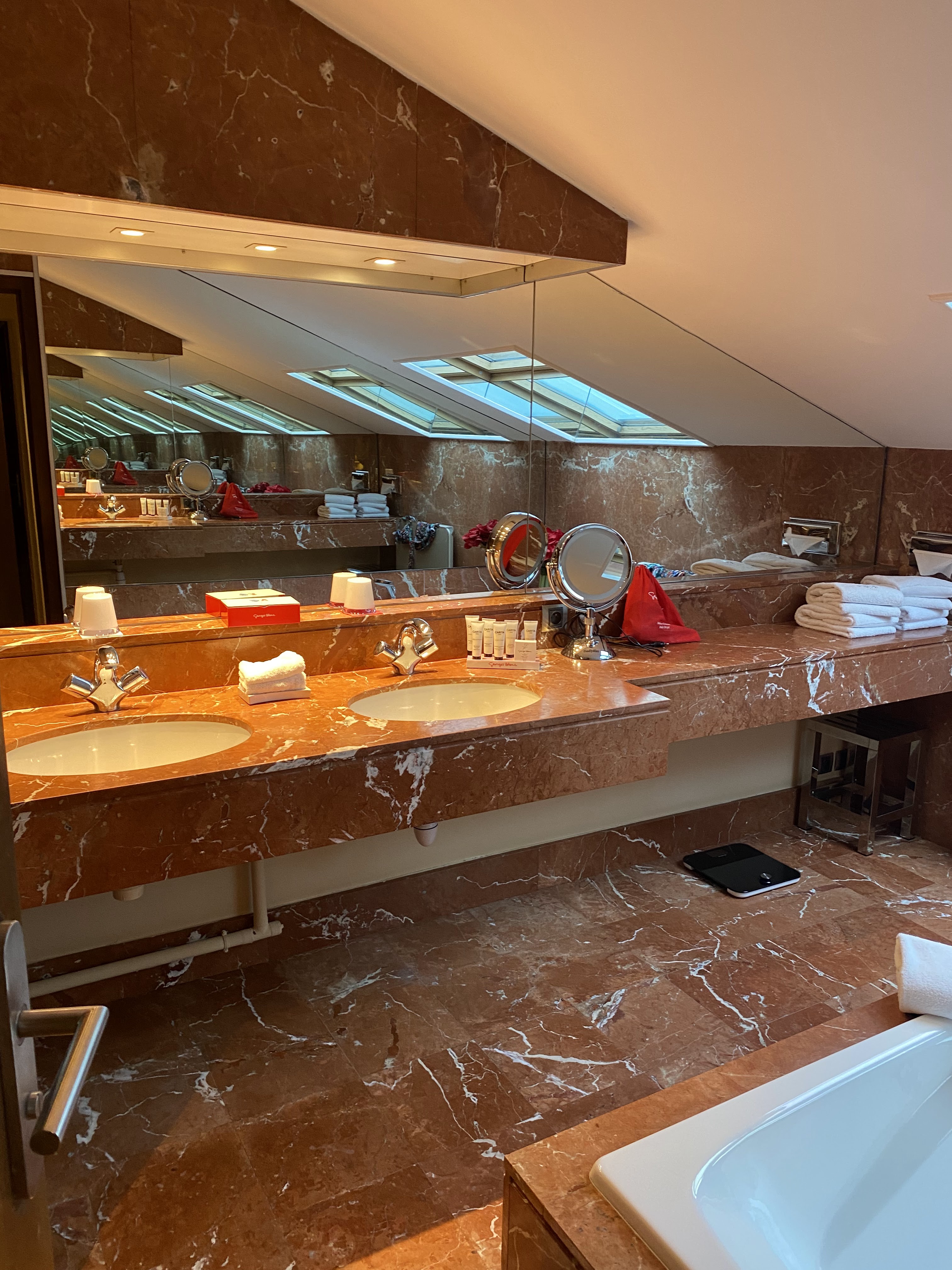 Photo n° 37 de l'avis de Aurore.e fait le 05/02/2022 à 17:02