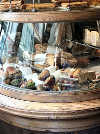 Vitrine du Café The Smiths Bakery à Paris - n°7