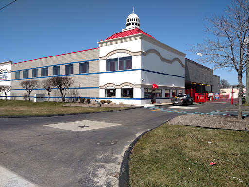 Self-Storage Facility «National Storage Centers - Southfield», reviews and photos, 21940 W 8 Mile Rd, Southfield, MI 48075, USA