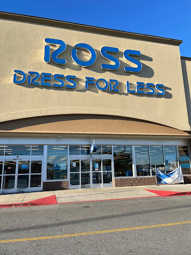 Clothing Store «Ross Dress for Less», reviews and photos, 2540 Cumberland Blvd SE, Smyrna, GA 30080, USA