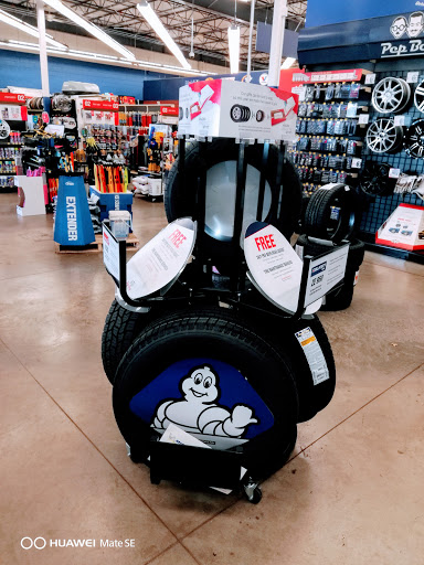 Auto Parts Store «Pep Boys Auto Parts & Service», reviews and photos, 620 N Green Bay Rd, Waukegan, IL 60085, USA