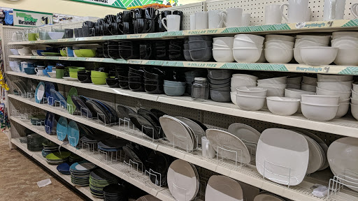 Dollar Store «Dollar Tree», reviews and photos, 1038 U.S. 9, Parlin, NJ 08859, USA