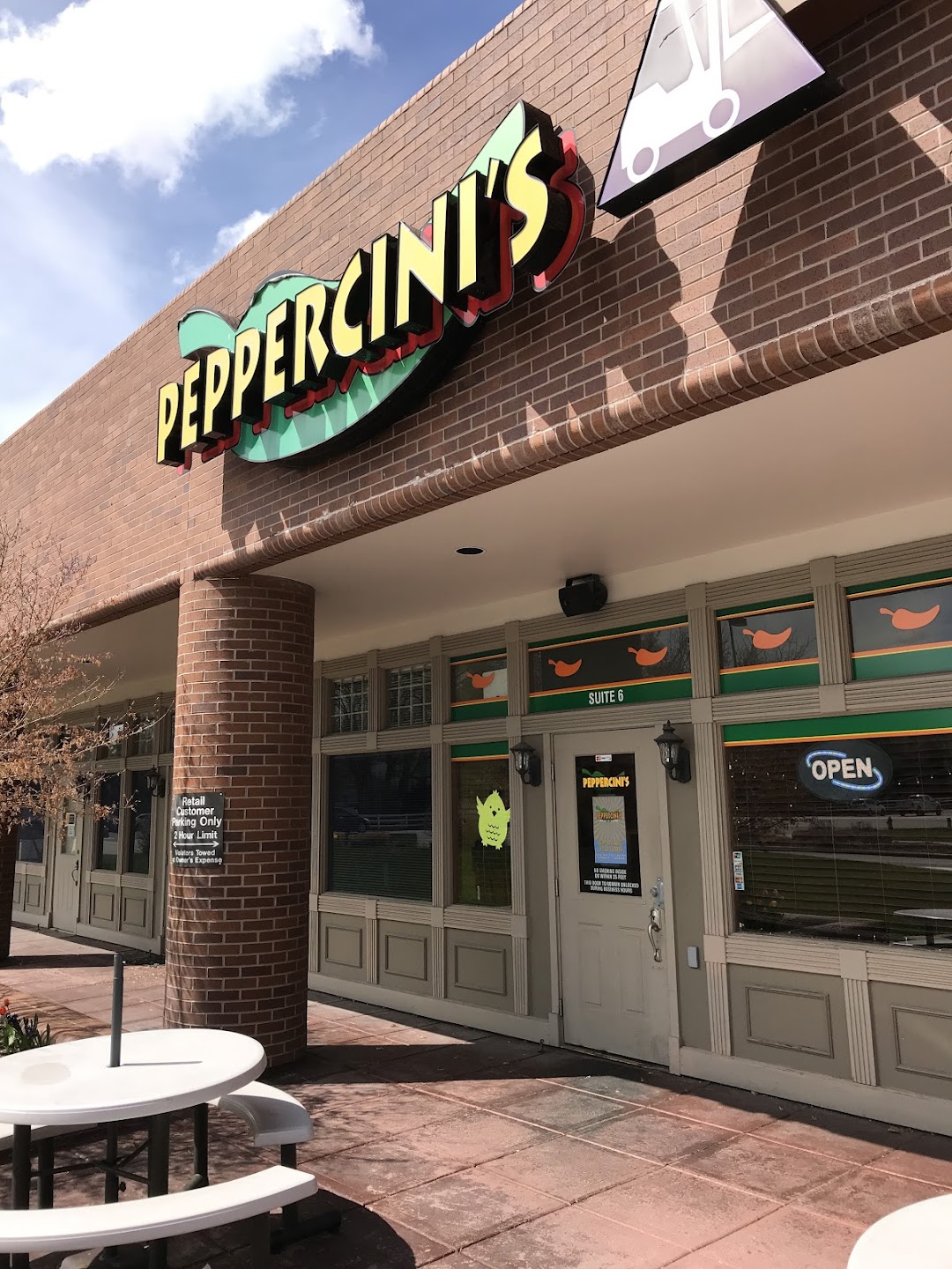 Peppercinis American Eatery
