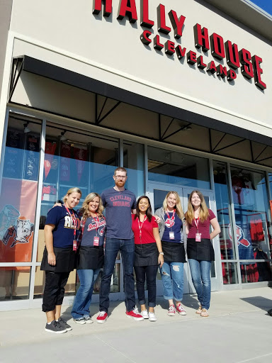 Sportswear Store «Rally House Parma», reviews and photos, 7891 W Ridgewood Dr, Parma, OH 44129, USA