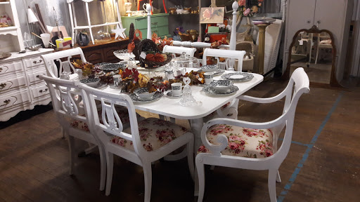 Antique Store «Rancho Coop», reviews and photos, 5685 Main St, Oakley, CA 94561, USA