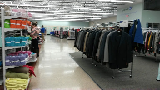 Thrift Store «Goodwill Store», reviews and photos, 3270 29th St SE, Kentwood, MI 49508, USA