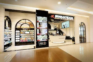 Irwan Team Hairdesign Summarecon Mall Bekasi image