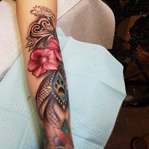 Tattoo Shop «Vertigo Gallery Tattoo», reviews and photos, 17645 SE Stark St, Portland, OR 97233, USA