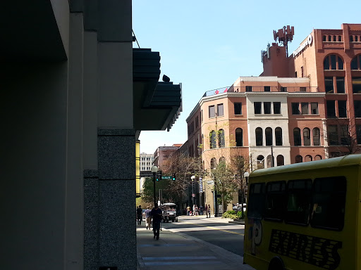 Grocery Store «H G Hill Urban Market», reviews and photos, 415 Church St, Nashville, TN 37219, USA