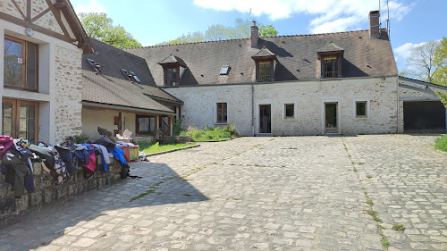 Lodge Centre d'initiation nature des Hauts Besnières La Celle-les-Bordes