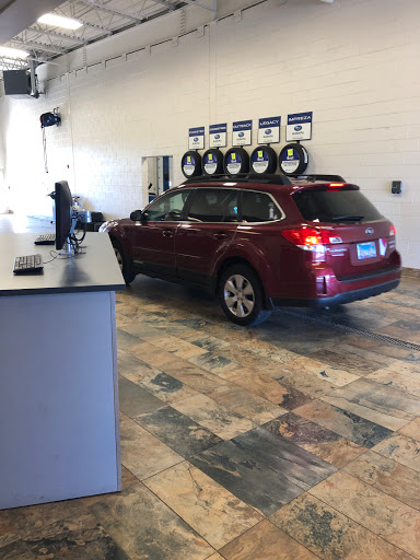 Subaru Dealer «Brilliance Subaru», reviews and photos, 1500 N Randall Rd, Elgin, IL 60123, USA